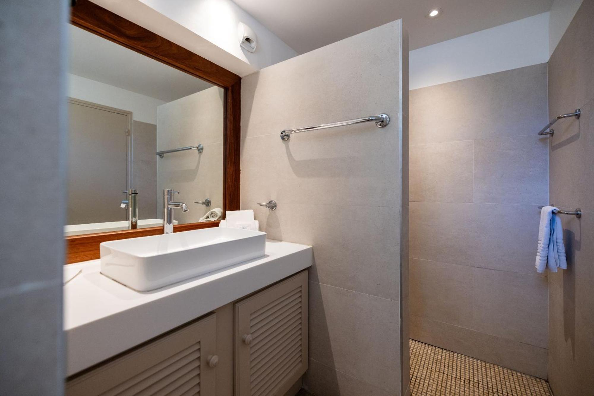 Hotel Les Creoles Saint-Gilles-les Bains Eksteriør billede