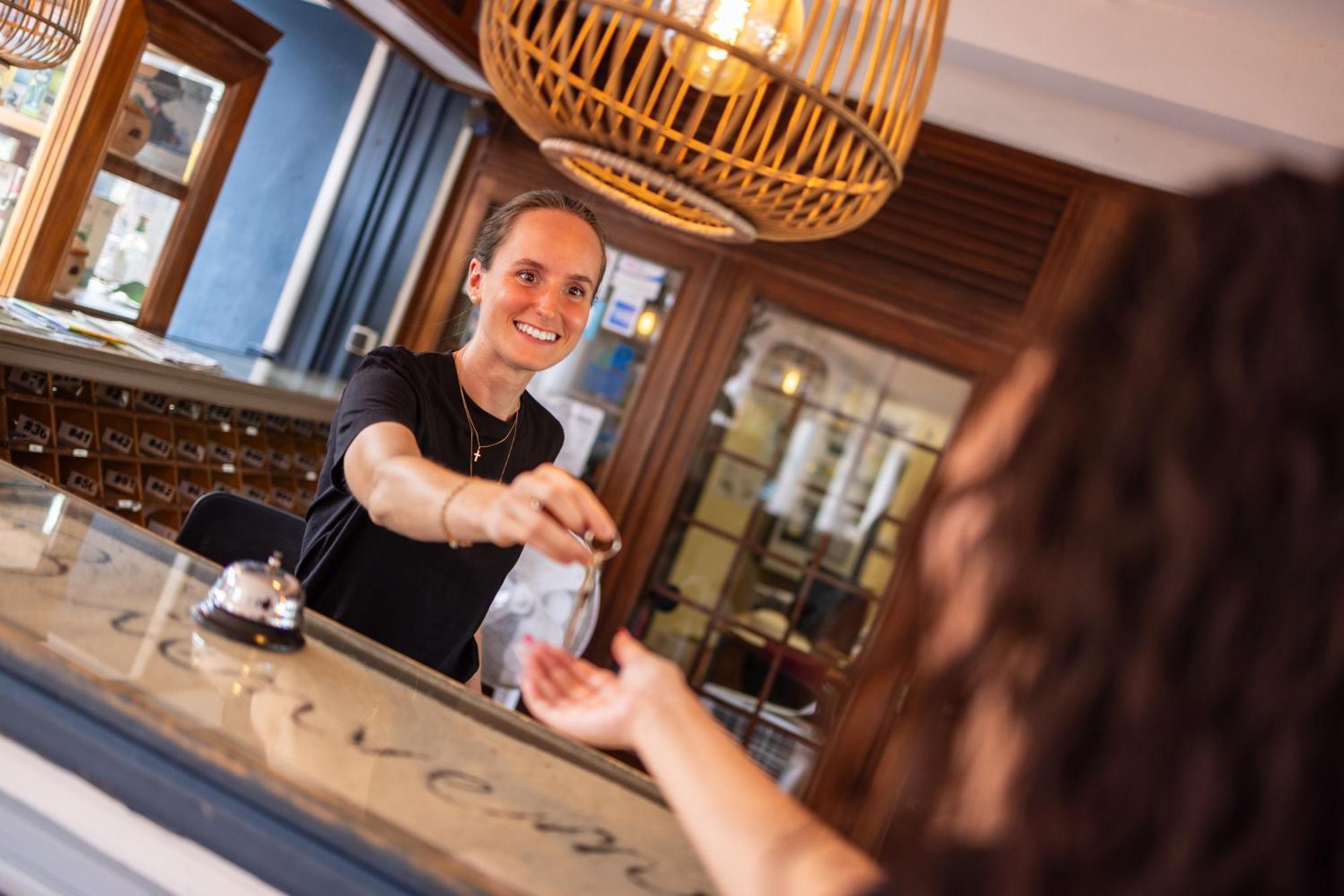 Hotel Les Creoles Saint-Gilles-les Bains Eksteriør billede